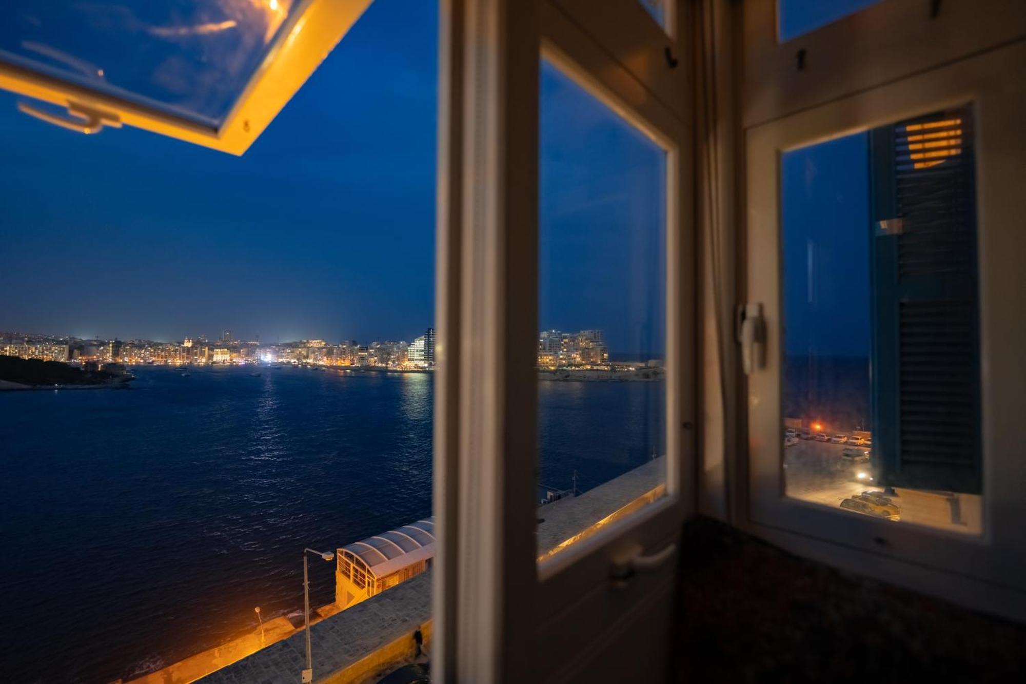 Extraordinary Views In A Holiday Home In วัลเลตตา ภายนอก รูปภาพ